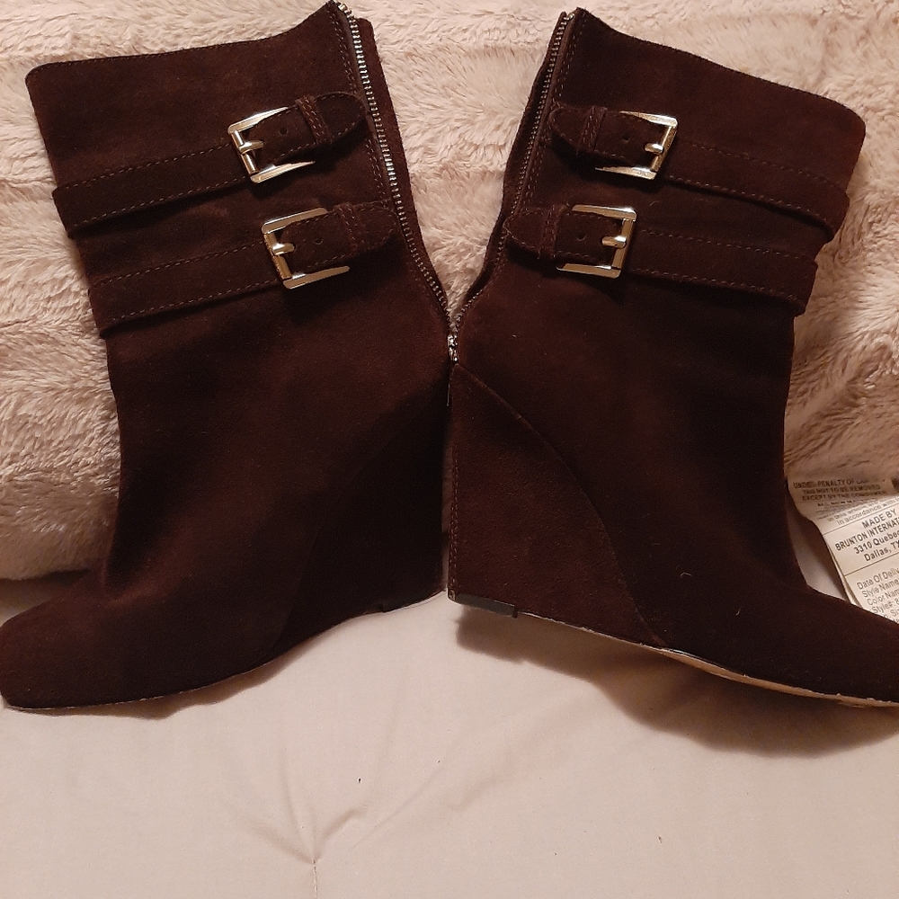 Micheal kors... boots